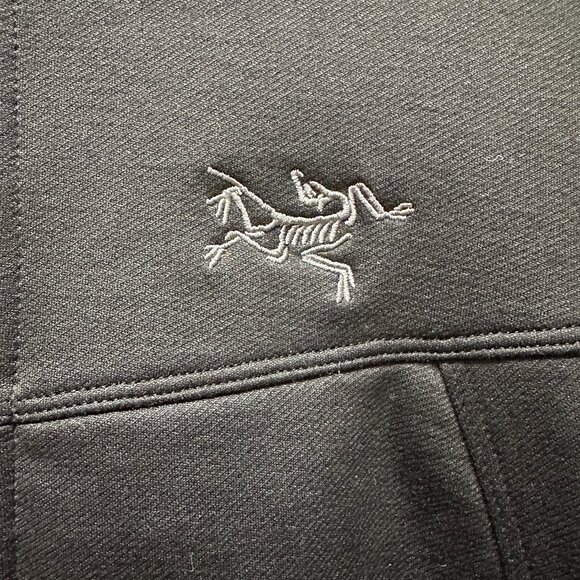 Arc'teryx Hoodie M - Picture 4 of 10